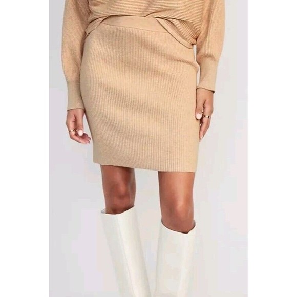 NWT Women's Old Navy High Waisted Rib Knit Mini Skirt Size 2X (20-22) Cashmere - Picture 1 of 8